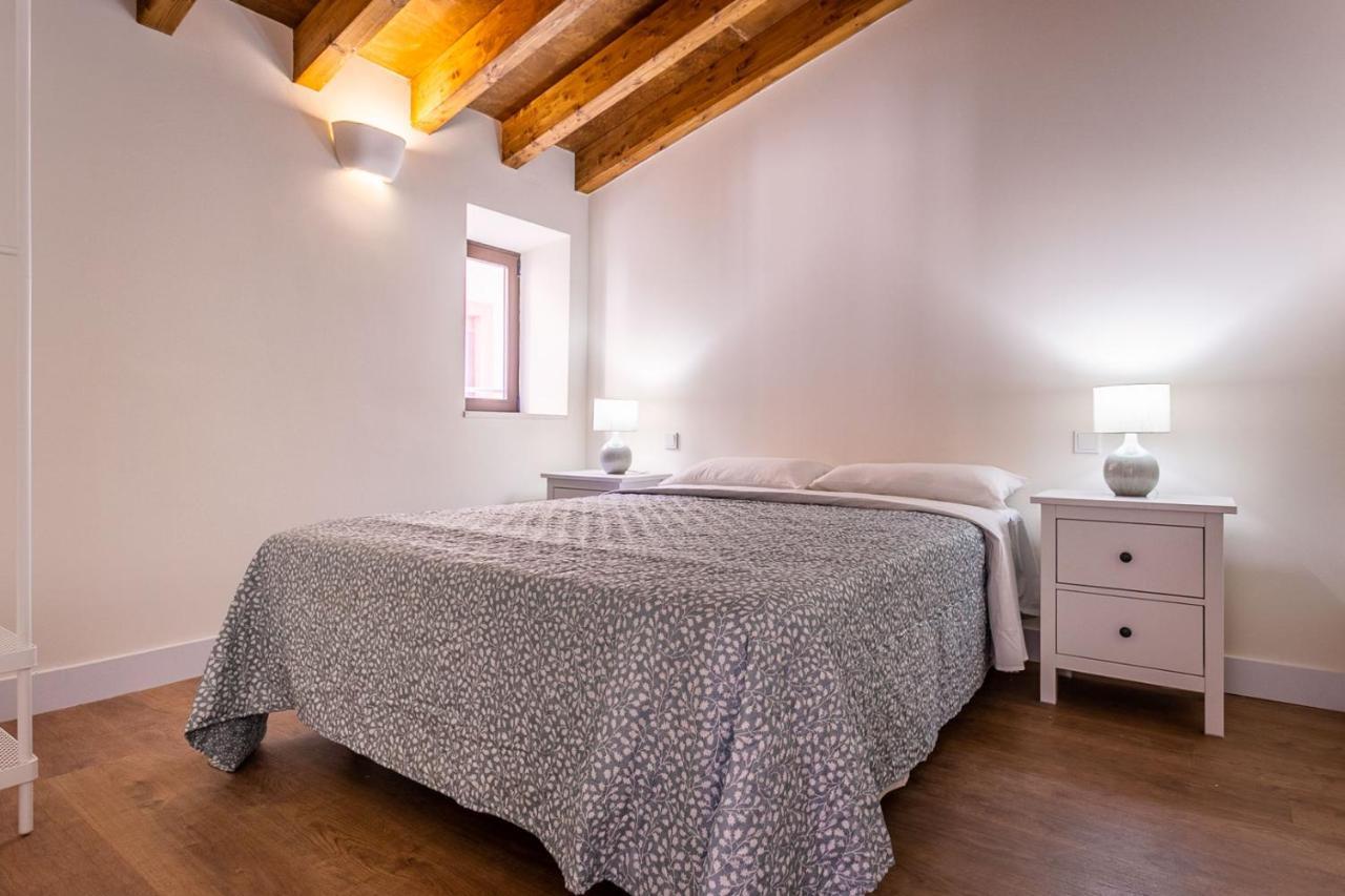 Stunning Apartment In Central Sevilla Exteriör bild