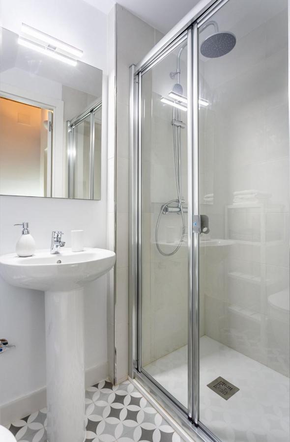Stunning Apartment In Central Sevilla Exteriör bild